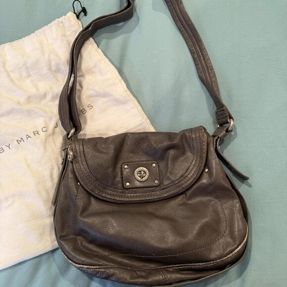 Marc by Marc Jacobs Totally Turnlock Natasha Bag gray/black - Picture 1 of 4
